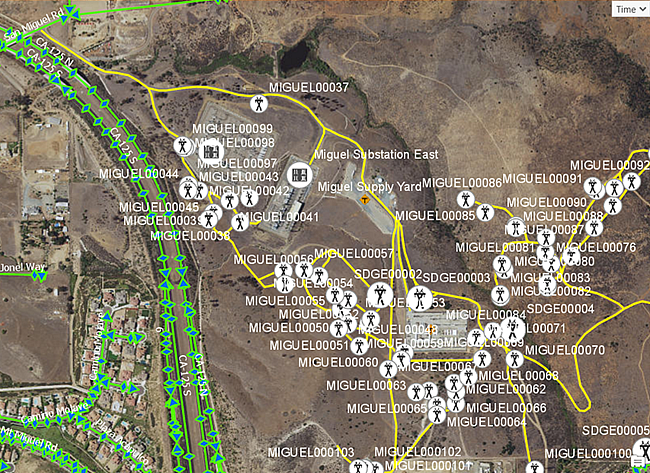 Estradas pré-fabricadas e linhas de transmissão de energia no mapa Adicionar Ruas Personalizadas