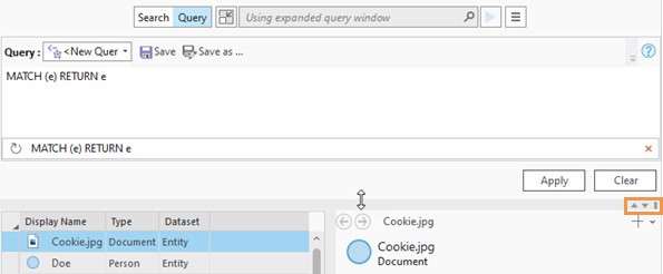 Redimensionnez la fenêtre de requête développée en faisant glisser le séparateur ou en utilisant les boutons disponibles.